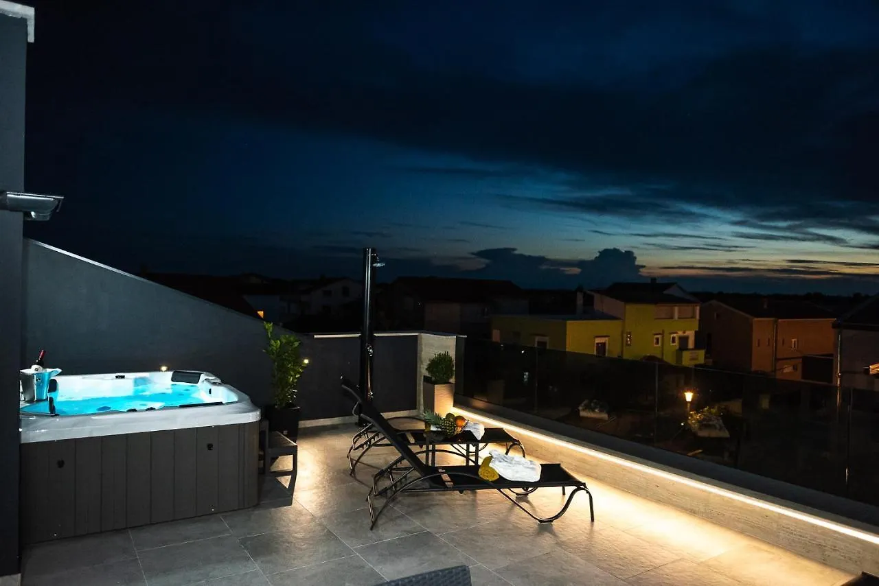 Apartment 88 - Rooftop Jacuzzi & Terrace Zadar Chorvatsko