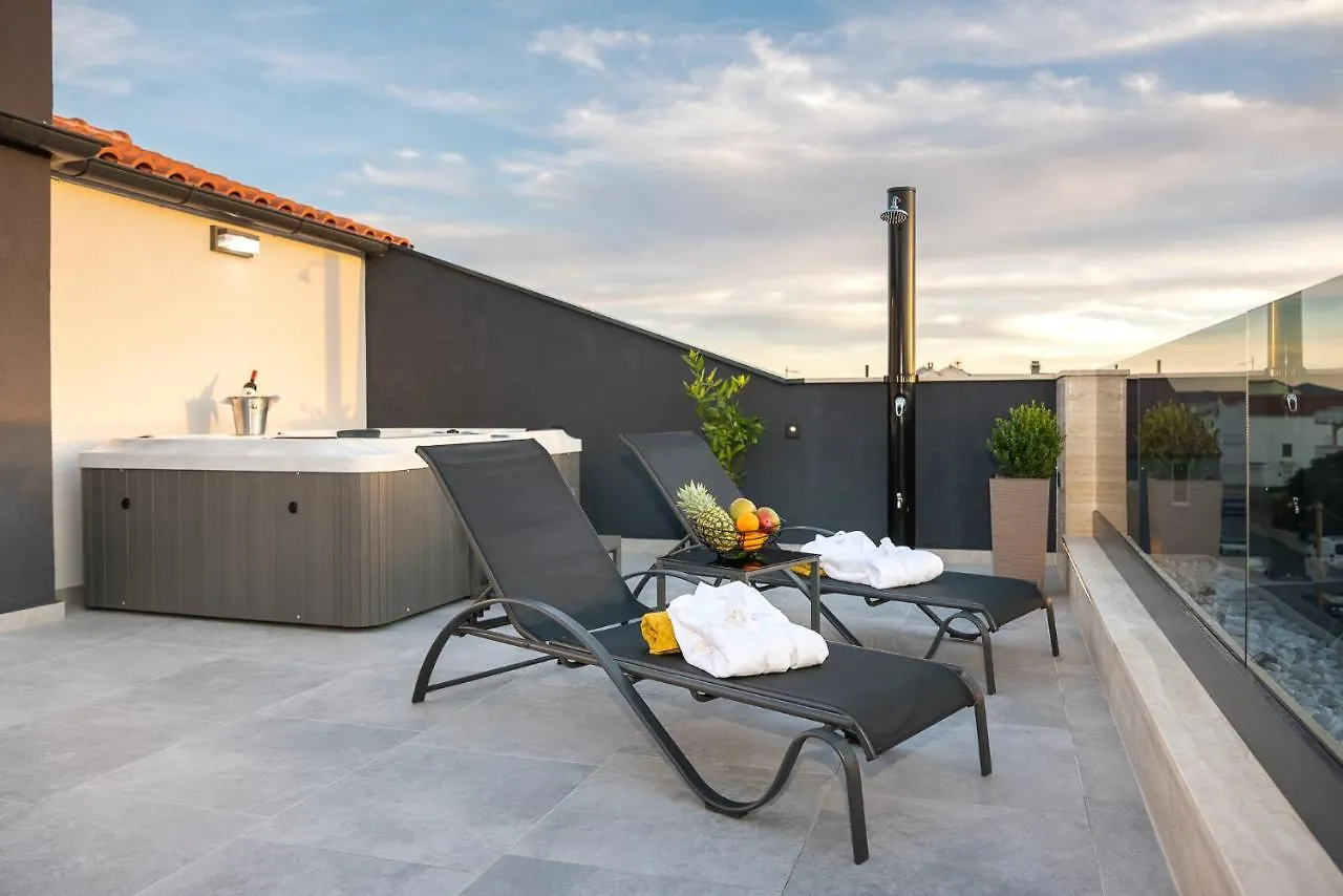 Apartment 88 - Rooftop Jacuzzi & Terrace Zadar Croatia