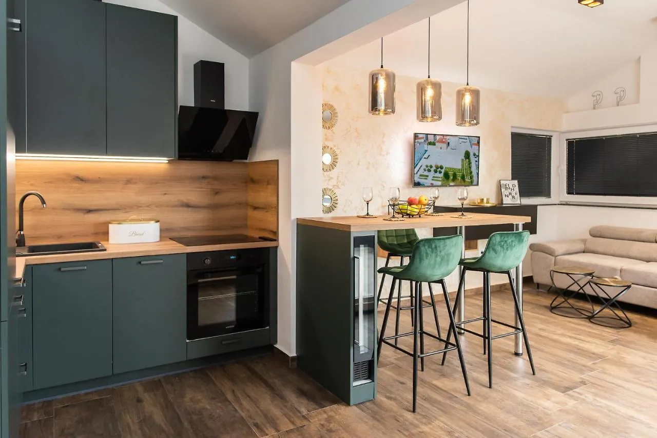 Apartment 88 - Rooftop Jacuzzi & Terrace Zadar Croatia
